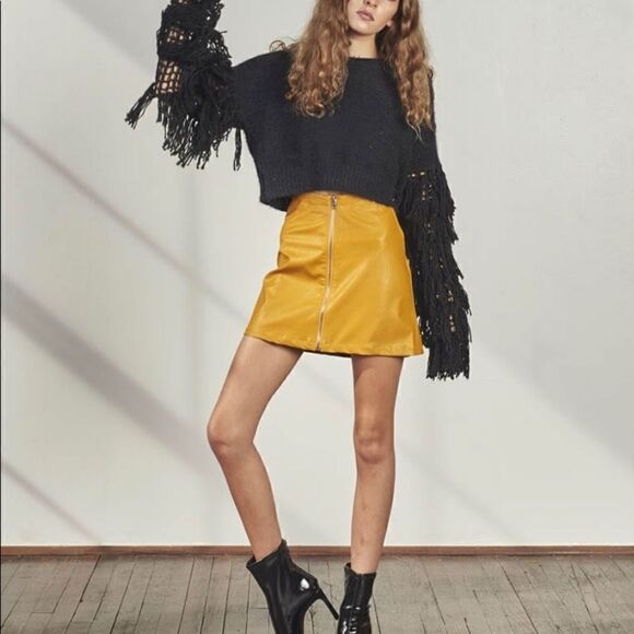 Comme Mustard Leather Zipper Front Mini Skirt size S - Picture 1 of 4